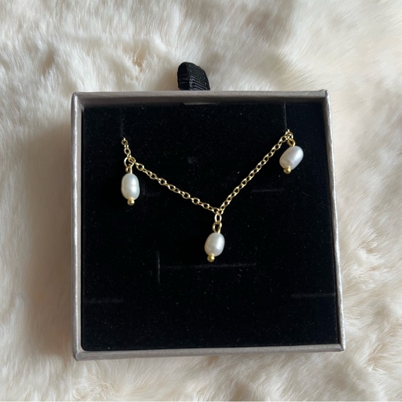 14K Gold Plated Dainty Dangle Pearl Necklace - Picture 2 of 5